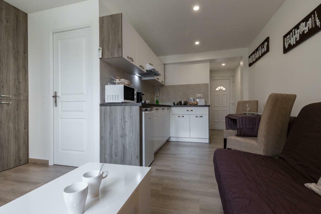 Sleep In Antibes City Center Apartment ภายนอก รูปภาพ