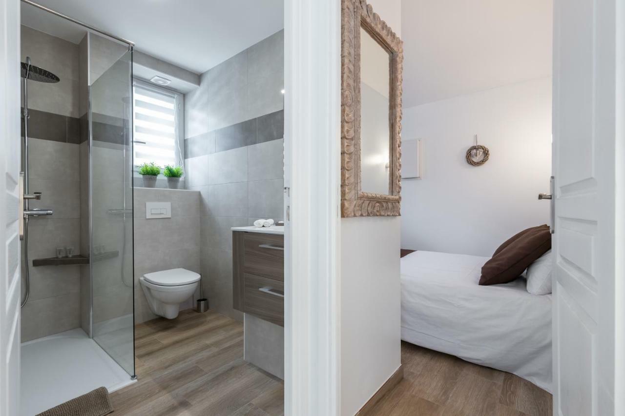 Sleep In Antibes City Center Apartment ภายนอก รูปภาพ