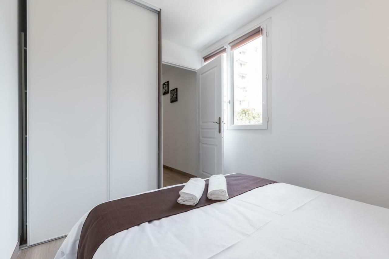 Sleep In Antibes City Center Apartment ภายนอก รูปภาพ